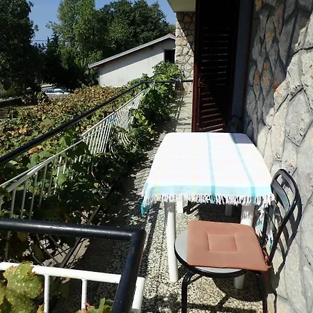 Διαμέρισμα Apartman Anica *
